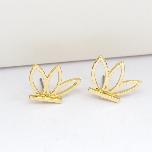 

Fashion Simple Hollow Charm Double Stud Earrings Vintage Earring for women, Metal Color:gold
