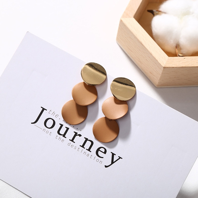 

3 Color Round Metal Drop Earrings for Women Geometric Alloy Earrings, Metal Color:Deep coffee