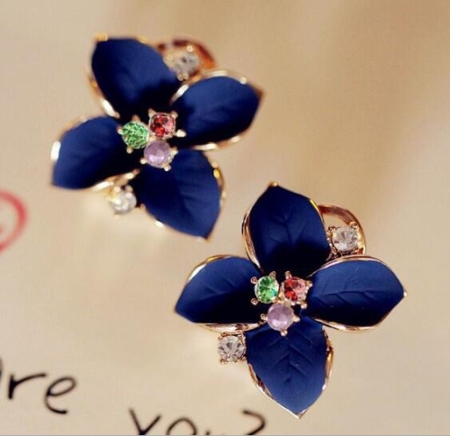 

Women Camellia Of Design Bohemian Earrings(Blue with Colorful crystal)