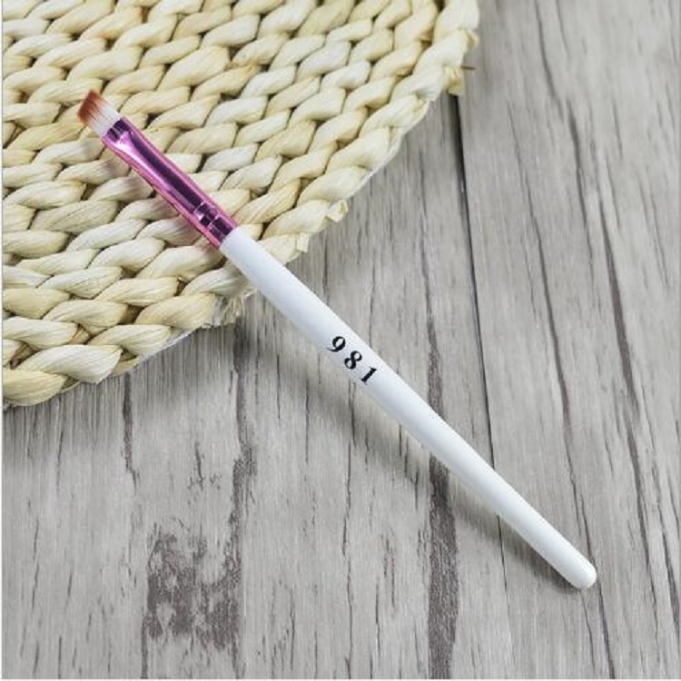 

5 PCS White Wooden Handle Beveled Eyebrow Brush Eyebrow Brush Eye Shadow Brush