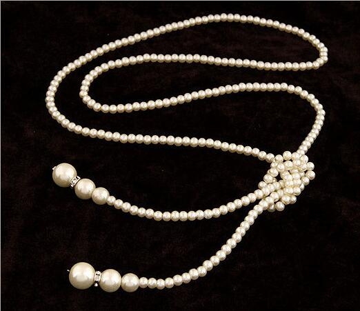 

Fashion Pearl Long Necklace for Women Vintage Pendants(Silver one pcs)