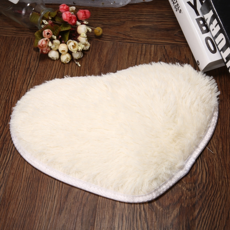 

Heart Shape Non-slip Bath Mats Kitchen Carpet Home Decoration(Beige)