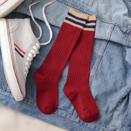 

Autumn And Winter Children Cotton High Knee Stocks Three Bars Baby Sports Socks, Size:S(Wine Red)