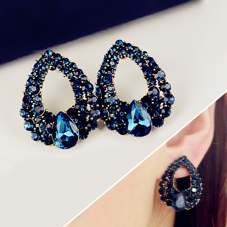 

Fashion Women Waterdrop Shape Sapphire Diamond Earring
