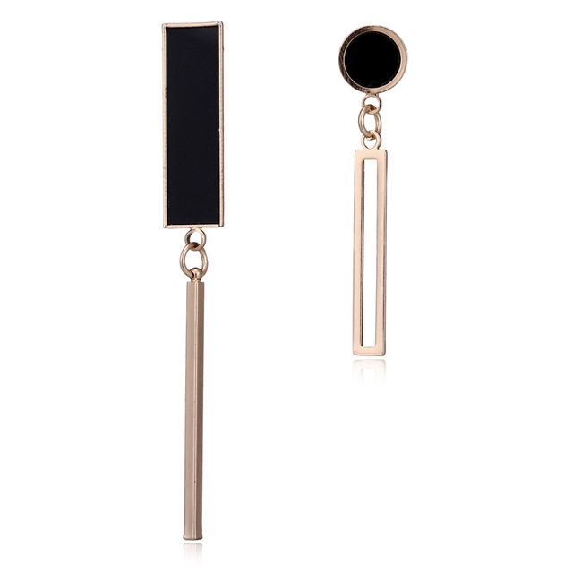 

Trendy Long Tassel Asymmetric Earrings For Women(Gold)