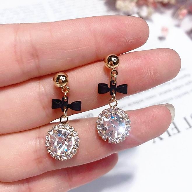 

Simple Crystal Bowknot Earrings For Women
