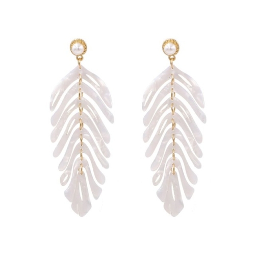 

Bohemian Wind Acrylic Leaf Earrings(White)