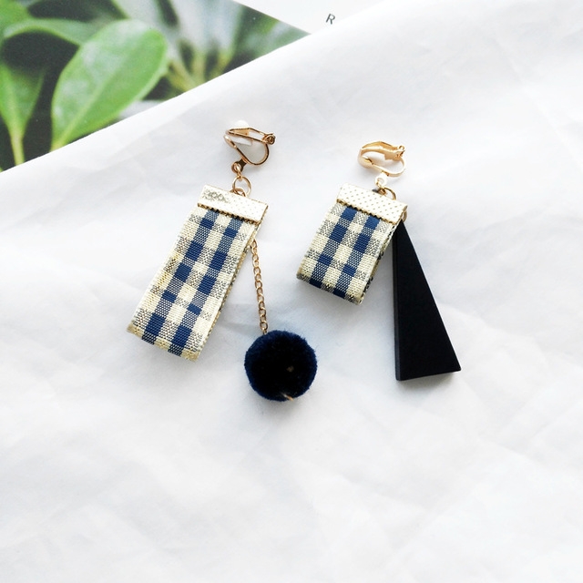 

Fashion Creative Asymmetrical Lattice Women Personality Wood Earring(Gold Clip Earring)