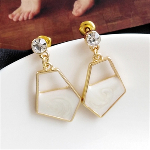 

Fashion Crystal Earrings Female Simple Irregular Geometry Stud Earrings(White Stud Earring)