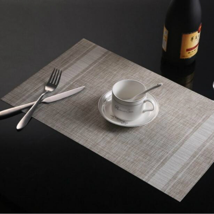 

2 PCS Durable PVC Table Mats Coffee Cup Pad Braided Slip Placemats, Size: 30x45cm(White)