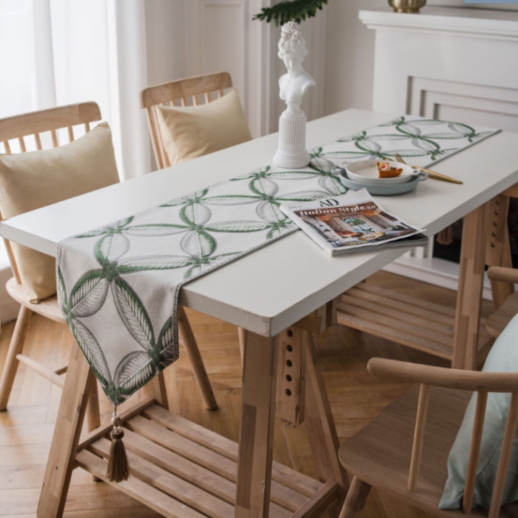 

Modern Minimalist Jacquard Dining Table Cloth Tea Table Bed Flag With Tassel, Size:32x240cm(Green Clover)
