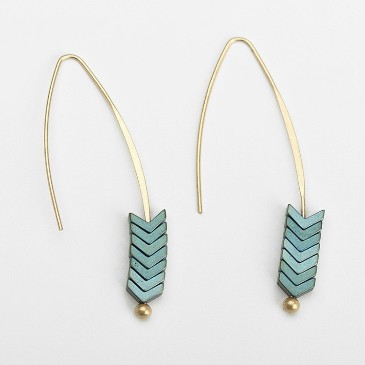 

Vintage Natural Rock Stud Earrings Spear Arrow Long Hook Earrings Women Fashion Punk Style Jewelry(Green)