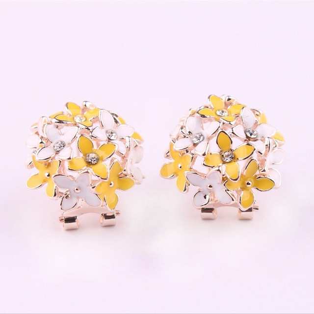 

3 Pairs Sweet Girl Tetrafolia Flower Earrings(Yellow )