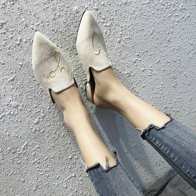 

Letter Female Pointed Toe Elegant Woman Slipper, Shoe Size:37(Beige)