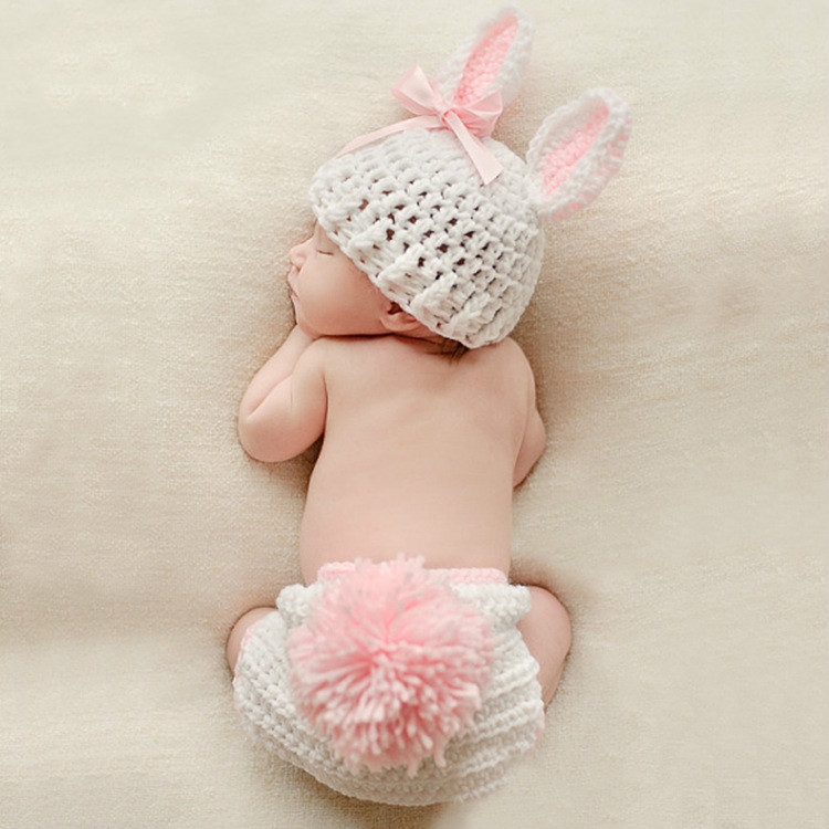 

Cartoon Rabbit Shape Bow-knot Hand-knitted Wool Hat + Underwear Children Photography Clothing Set(White )