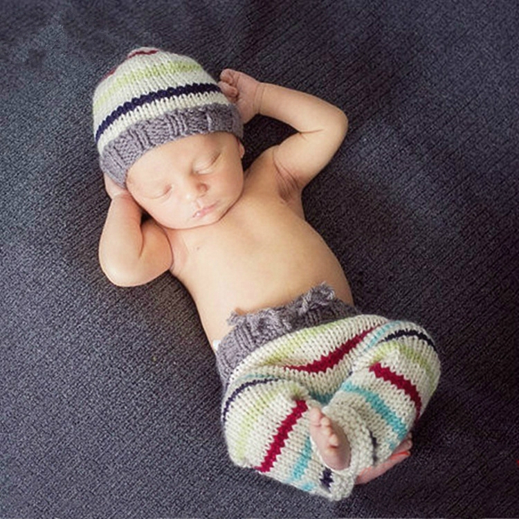 

Children Photography Clothing Hand-knitted Striped Wool Hat + Trousers(Color )