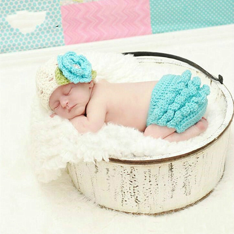 

Children Photography Clothing Hand-knitted Cotton Wool Hat with Flower + Ruffled Wool Pants(Blue )