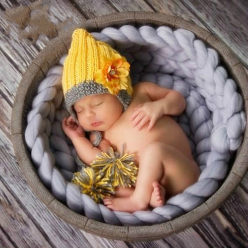 

Square Cotton Children Photography Hand-knitted Wool Cap with Flower(Yellow )