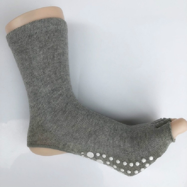 

Mid-tube Sweat-absorbent Breathable Exposed Heeled Toe Yoga Sock for Women, Size:One Size (35-40 Yards)(Flax Gray)