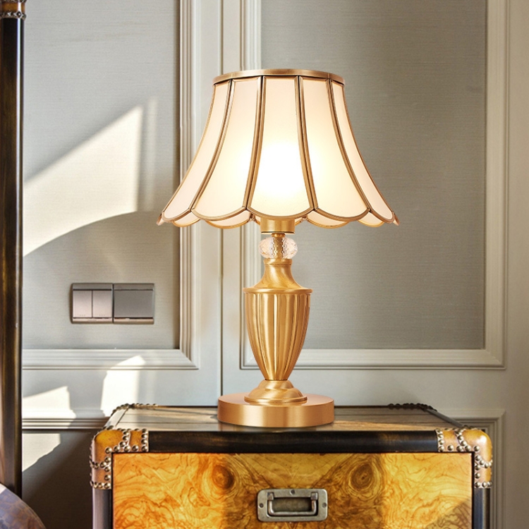 

European Wedding Decoration Pure Copper Bedroom Bedside Table Lamp