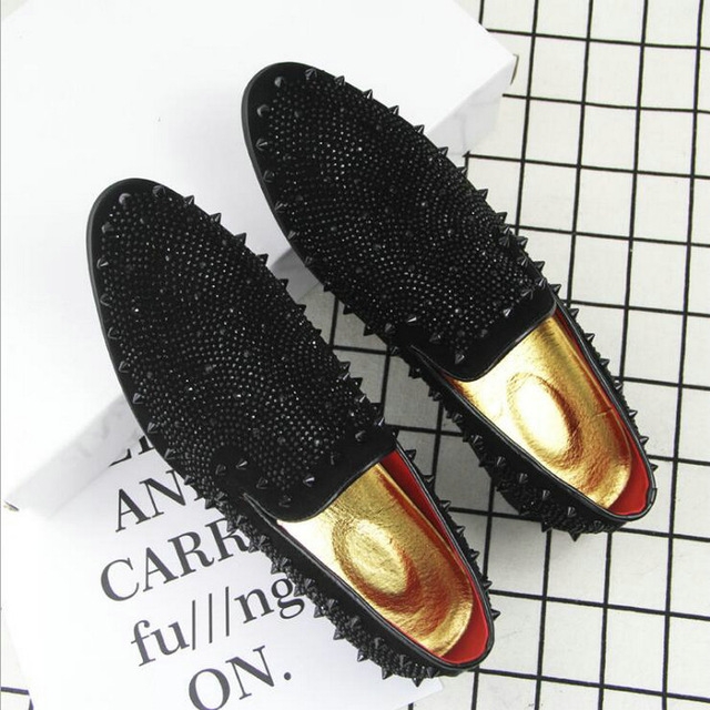 

Men Rivet Rhinestone Black Pointed Toe Flats Shoes, Shoe Size:43(Black)