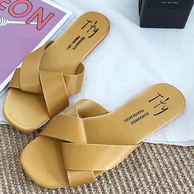 

Fashion Casual Outer Wear Waterproof Flat Slipper, Size:40(Yellow )