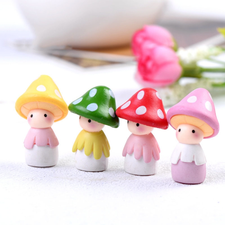 

4 PCS / Set Cute Mushroom Doll Microscopic Bonsai Fleshy Ornaments Garden Ornaments