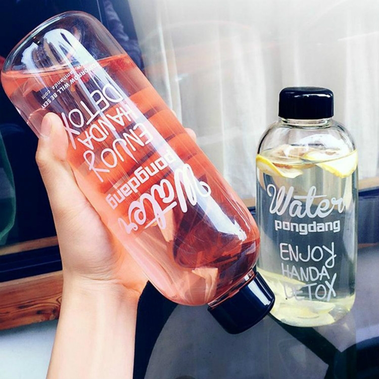 

Portable Sport Camping Cycling Travel Plastic Juice Water Bottle AS Plastic Black Cover, Capacity:600ml