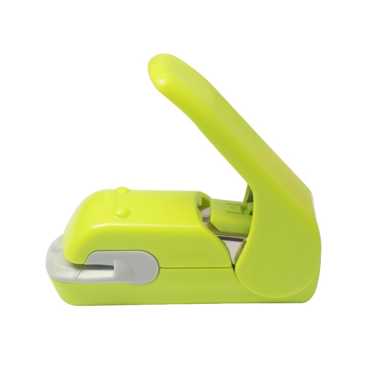 

KOKUYO Creative Student Stationery Environmental Friendly Needle Embossed Stapler(Green)