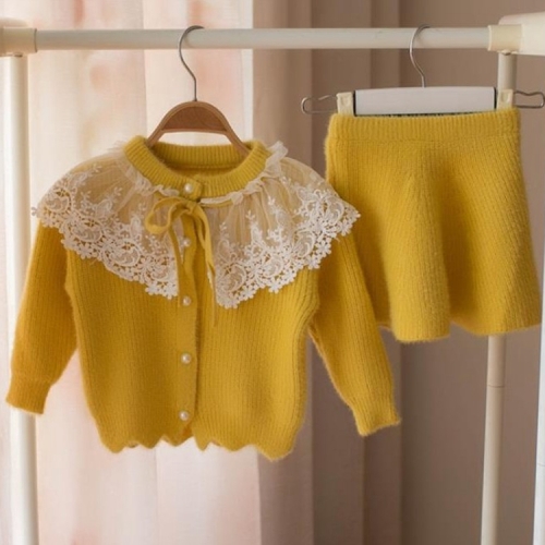 

Autumn and Winter Girls Knit Cardigan Sweater + Short Skirt Set 120CM(Yellow)