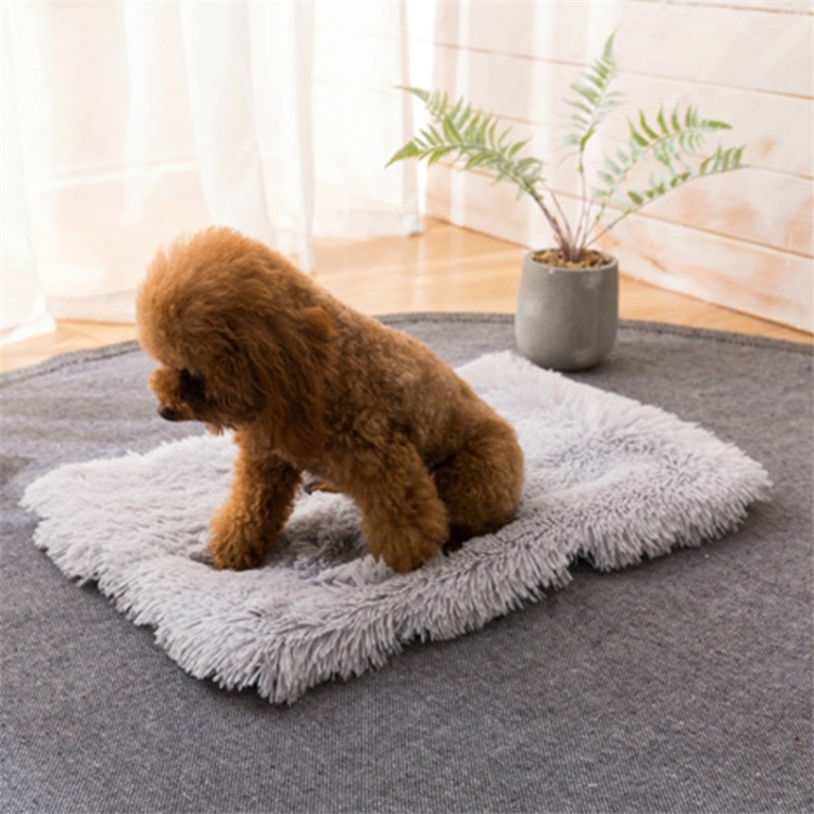 

Autumn and Winter Warm Universal Square Pet Cat Dog Plush Pad, Size:M(Light Gray)