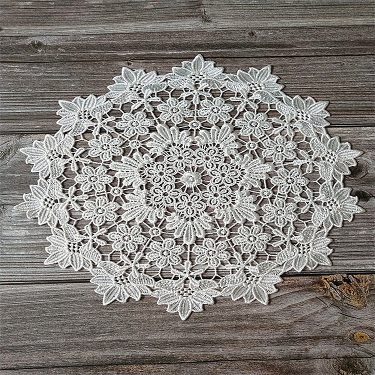 

White lace embroidered placemat vase placemat placemat kitchen coffee table decorative pad Diameter 25cm(White)