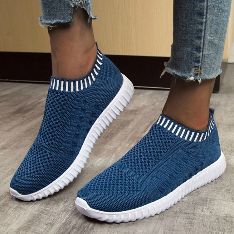 

Large Size The Trend Of Women Shoes Wild Sports Leisure Flying Running Shoes, Shoe Size:39(Blue)