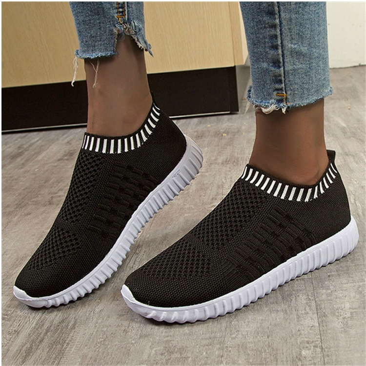 

Large Size The Trend Of Women Shoes Wild Sports Leisure Flying Running Shoes, Shoe Size:41(Black)