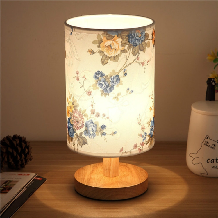

Nordic Wood LED Table Light Bedroom Bedside Table Lamp Reading Desk Lamp Living Room Learning Desk Light, Size: Button Switch(Violet)