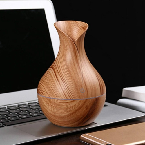 

130ML Wood Vase Steam Humidifier Aromatherapy Sprayer Air Purifiers(Light Wood)