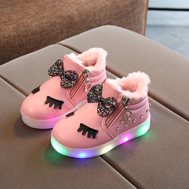 

Kids Shoes Baby Infant Girls Eyelash Crystal Bowknot LED Luminous Boots Shoes Sneakers, Size:34(Pink with Cotton)