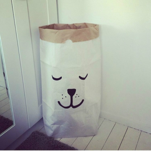 

Cute Decoration High Capacity Kraft Paper Storage Bag (Close Eyes Bear)