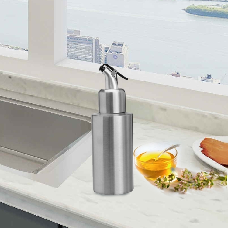 

Cylindrical Seasoning Bottle Stainless Steel Oil Pot, Capacity:250 ml(B)