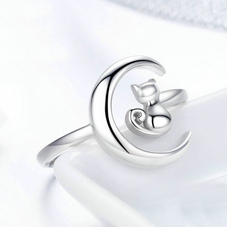 

S925 Sterling Silver Ring Moon Cat Female Model Ring
