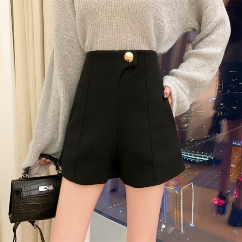 

Autumn And Winter High-Waist Wide-Leg Shorts, Size: L(Black)