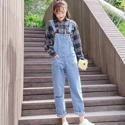 

Women Small Daisy Loose Denim Overalls, Size: M(Blue)