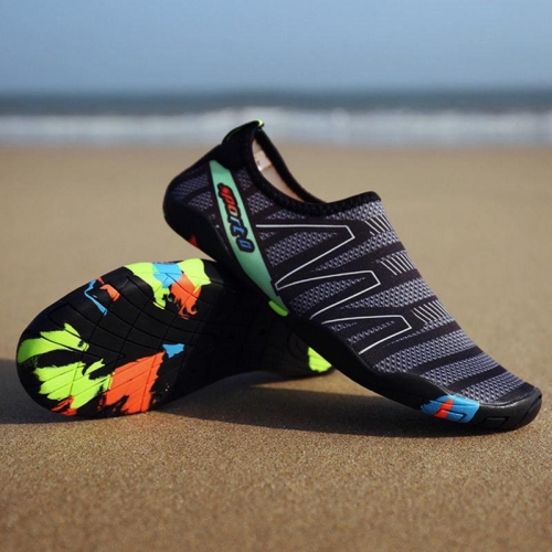 

Swimming Water Sports Seaside Beach Surfing Slippers Light Athletic Footwear Unisex Sneakers for Men and Women, Shoe Size:46(Gray)
