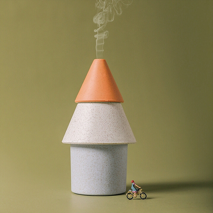 

XS-168 Tree Style USB Mini Simple Portable Home Office Air Humidifier(Orange)
