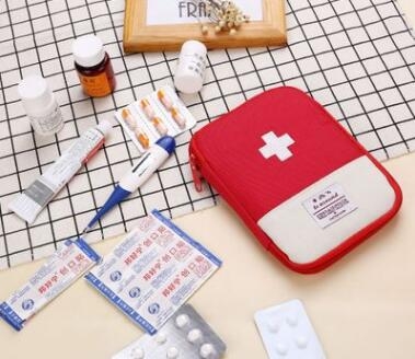 

Portable Outdoor Travel First Aid kit Medicine Bag Home Small Medical Bag, Size:L(Red)