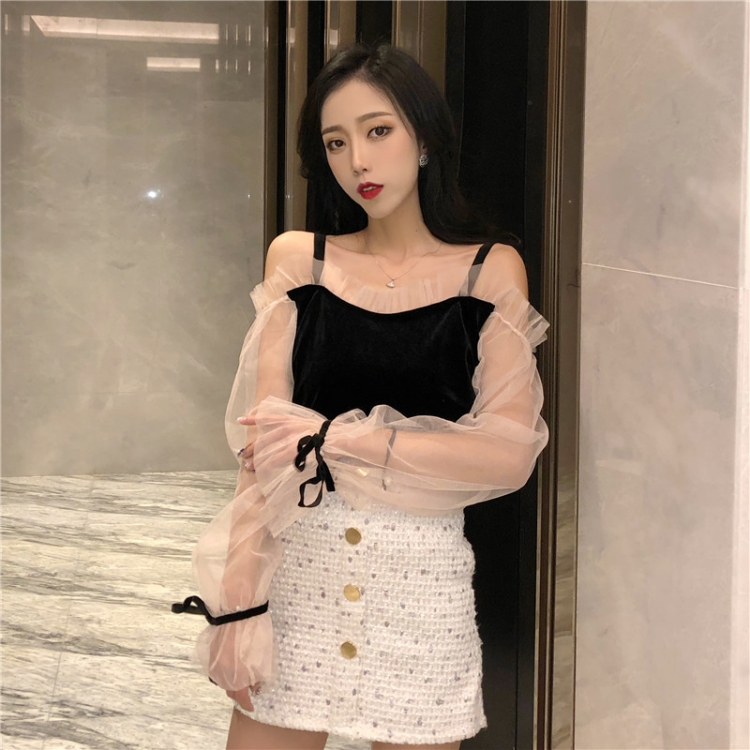 

Slim Slimming Mesh Sling Stitching One-Word Collar Lantern Sleeve Velvet Shirt, Size: Free Size(Apricot)