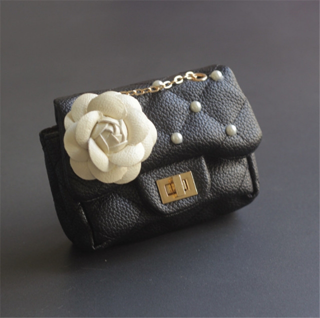 

Flower Rivet Glitter Metal Chain Kid Shoulder Bag(Black)