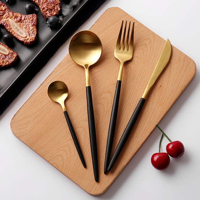 

Stainless Steel Cutlery Knives Forks Spoons Western Kitchen Dinnerware Home Party Tableware Set(Black Gold)
