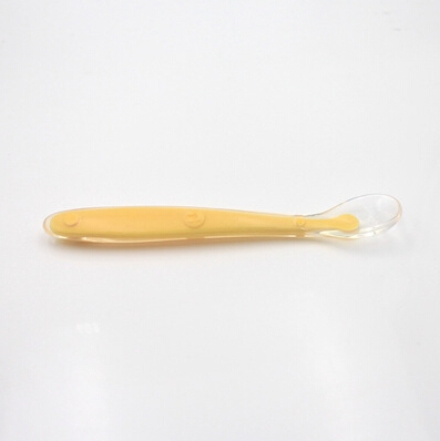 

Baby Soft Silicone Feeding Spoon Baby Spoon Safety Tableware Infant Learning Spoons(Yellow)