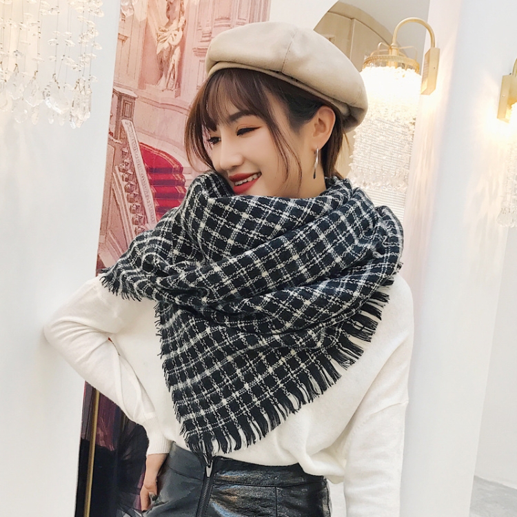 

Autumn & Winter Houndstooth Plaid Pattern Scarf Women Long Dual-Use Shawl Tassel Warm Scarf(Black)